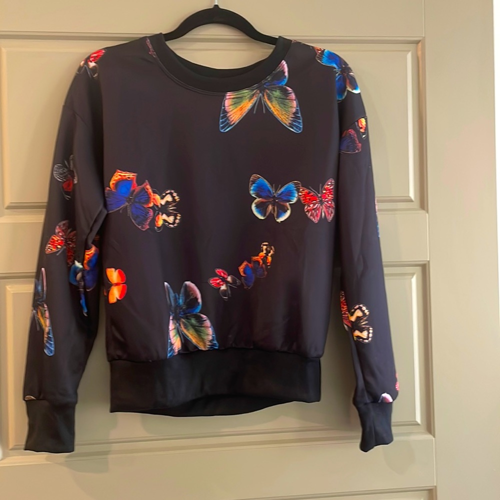 NWT Shein Butterfly Sweatshirt